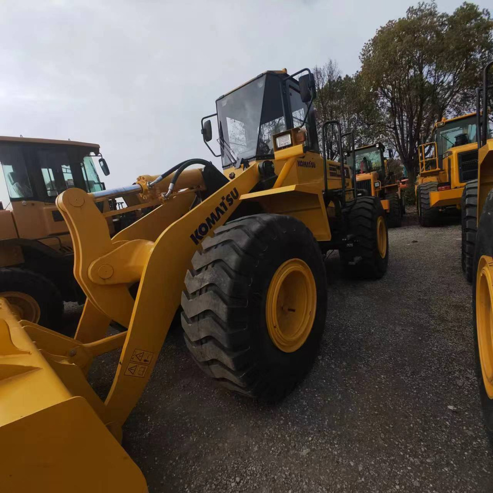 Wheel loader KOMATSU WA380: picture 8 Wheel loader KOMATSU WA380: picture 8