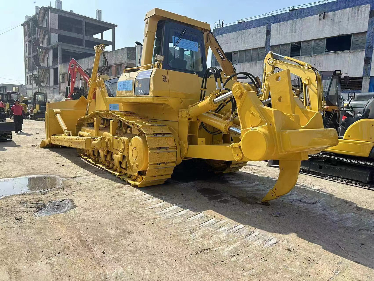 Komatsu D155A-6 - Bulldozer: picture 1 Komatsu D155A-6 - Bulldozer: picture 1