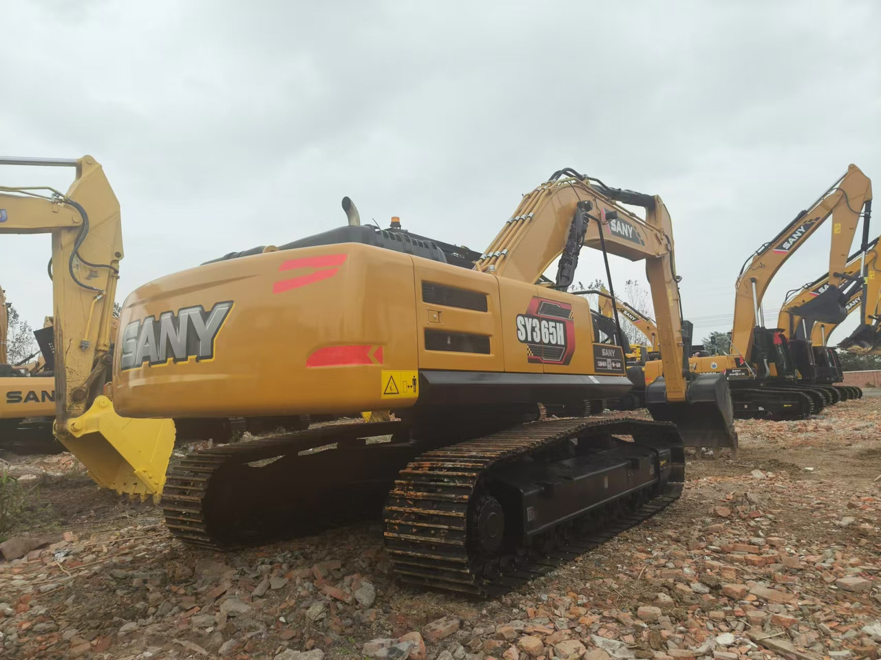 SANY SY365H - Crawler excavator: picture 5 SANY SY365H - Crawler excavator: picture 5