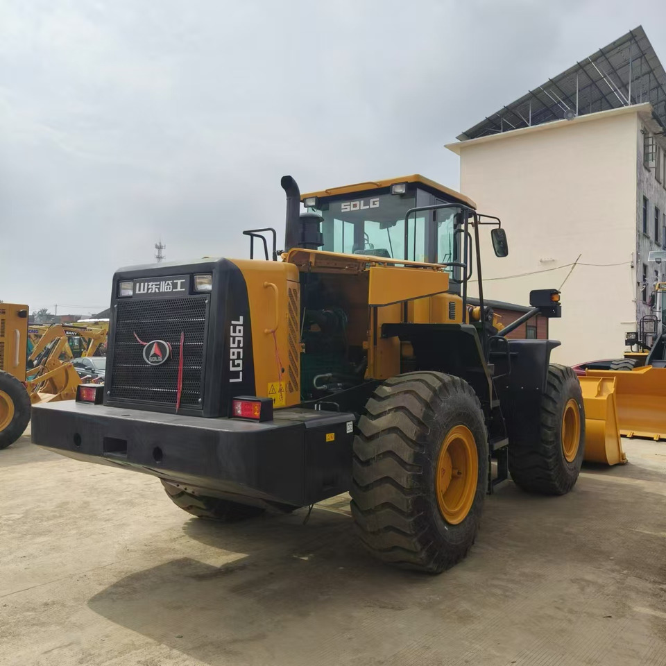 SDLG L956F - Wheel loader: picture 3 SDLG L956F - Wheel loader: picture 3