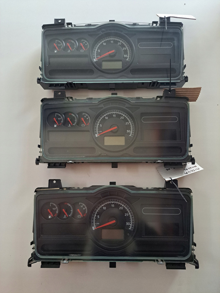 CONTINENTAL ZEGARY LICZNIK AUTOMAT / MANUAL RENAULT PREMIUM MIDLUM DXI - Dashboard for Truck: picture 1 CONTINENTAL ZEGARY LICZNIK AUTOMAT / MANUAL RENAULT PREMIUM MIDLUM DXI - Dashboard for Truck: picture 1