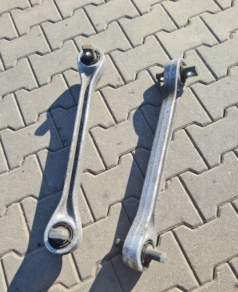DRĄŻEK REAKCYJNY STABILIZACYJNY VOLVO FH 4 FM 4 FH 5 FM 5 ORYGINAŁ 22455603 - Anti-roll bar: picture 3 DRĄŻEK REAKCYJNY STABILIZACYJNY VOLVO FH 4 FM 4 FH 5 FM 5 ORYGINAŁ 22455603 - Anti-roll bar: picture 3