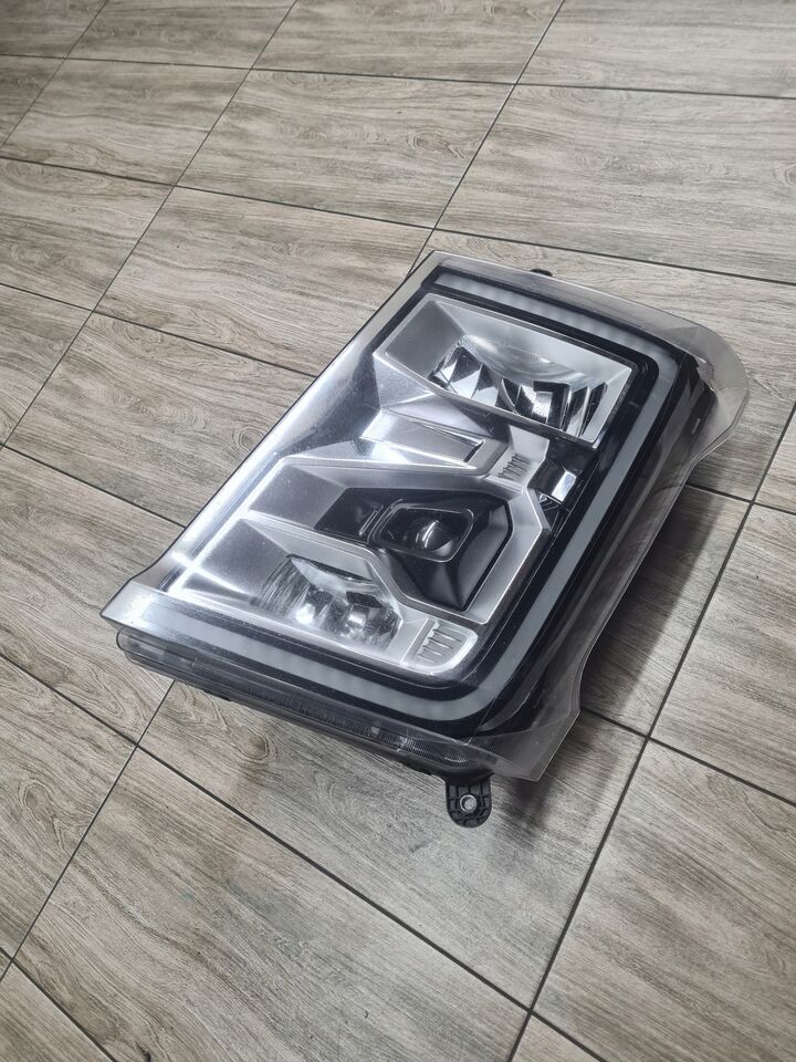 FORD REFLEKTOR LAMPA LEWA LED XENON FORD F-MAX 500 TRUCKS - Headlight for Truck: picture 4 FORD REFLEKTOR LAMPA LEWA LED XENON FORD F-MAX 500 TRUCKS - Headlight for Truck: picture 4