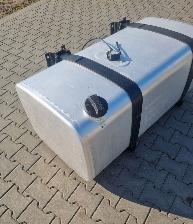 Ford F-MAX CARGO GC46 Ford F-MAX CARGO - Fuel tank for Truck: picture 3 Ford F-MAX CARGO GC46 Ford F-MAX CARGO - Fuel tank for Truck: picture 3