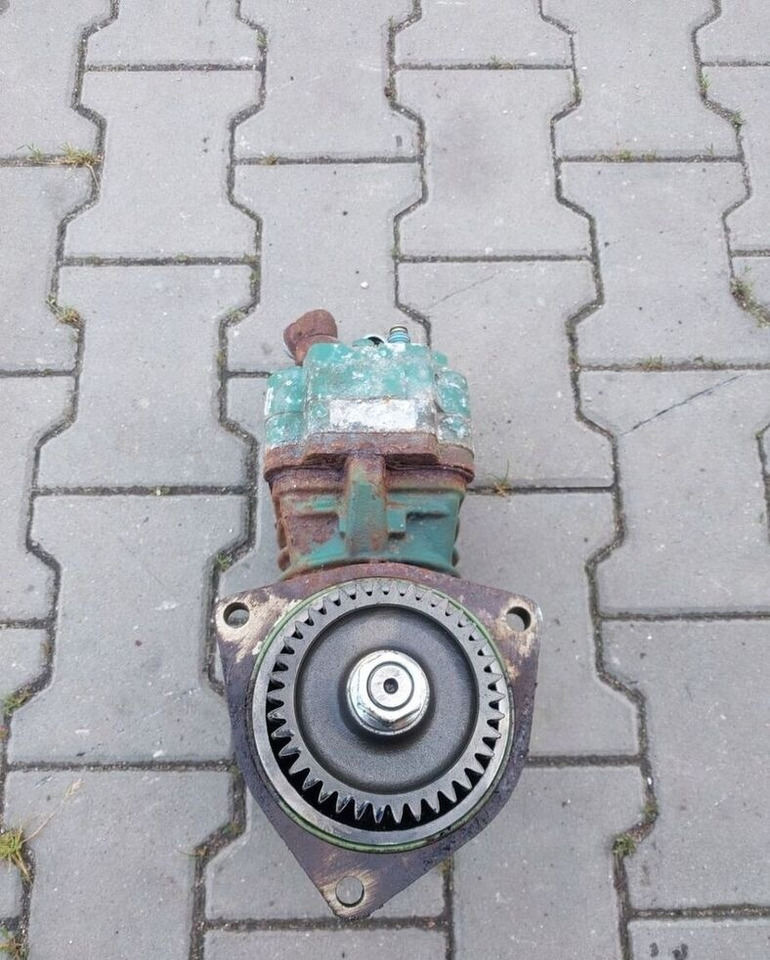 Knorr-Bremse 21931626 Renault D8K D5 - Air brake compressor for Truck: picture 3 Knorr-Bremse 21931626 Renault D8K D5 - Air brake compressor for Truck: picture 3