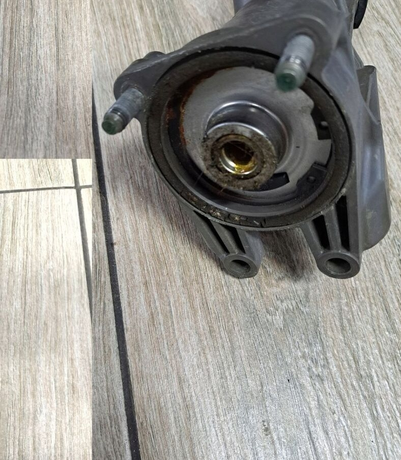 Knorr-Bremse Renault GAMA T C K - Brake valve for Truck: picture 2 Knorr-Bremse Renault GAMA T C K - Brake valve for Truck: picture 2
