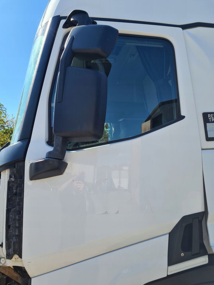 RENAULT DRZWI KOMPLETNE LEWE RENAULT GAMA T K C EVOLUTION - Door and parts for Truck: picture 1 RENAULT DRZWI KOMPLETNE LEWE RENAULT GAMA T K C EVOLUTION - Door and parts for Truck: picture 1