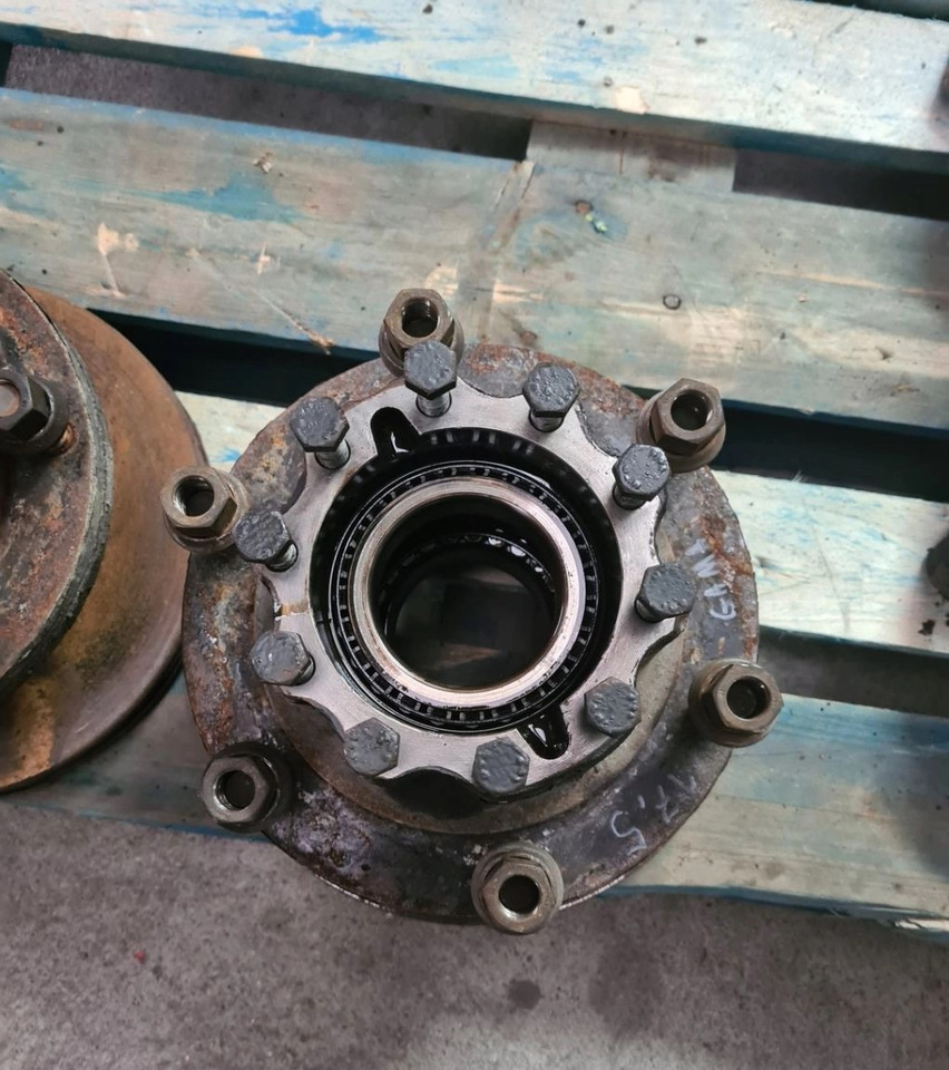 RENAULT PIASTA KOMPLETNA TYŁ 17.5 6 SZPILEK - Wheel hub: picture 3 RENAULT PIASTA KOMPLETNA TYŁ 17.5 6 SZPILEK - Wheel hub: picture 3