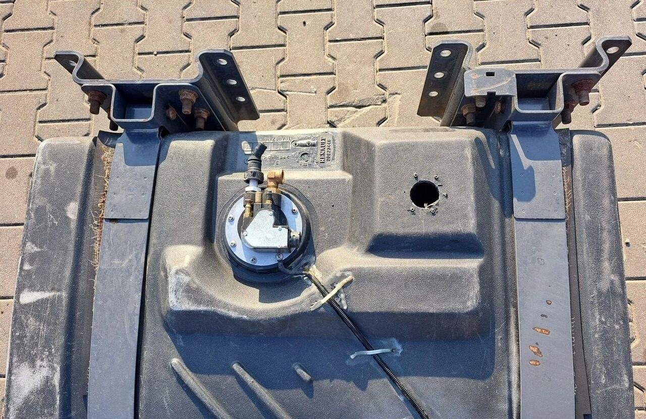 Renault 20823448 Renault GAMA D MIDLUM PREMIUM DXI VOLVO FL FE - Fuel tank for Truck: picture 4 Renault 20823448 Renault GAMA D MIDLUM PREMIUM DXI VOLVO FL FE - Fuel tank for Truck: picture 4