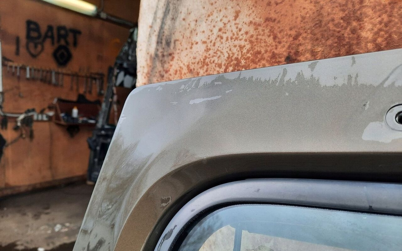 Renault GAMA T K C RANGE - Door and parts for Truck: picture 2 Renault GAMA T K C RANGE - Door and parts for Truck: picture 2