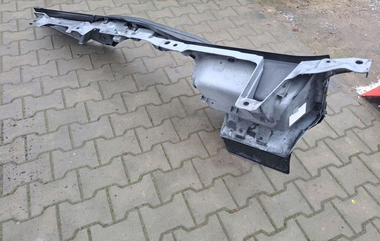 Renault STOPNICA GÓRNA STOPIEŃ LEWY RENAULT GAMA T RANGE - Footstep for Truck: picture 1 Renault STOPNICA GÓRNA STOPIEŃ LEWY RENAULT GAMA T RANGE - Footstep for Truck: picture 1