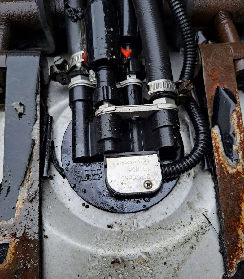 SMOK AD BLUE 1 Volvo FH FM 13 FMX RENAULT DXI LOW DECK MEGA - Exhaust system for Truck: picture 1 SMOK AD BLUE 1 Volvo FH FM 13 FMX RENAULT DXI LOW DECK MEGA - Exhaust system for Truck: picture 1