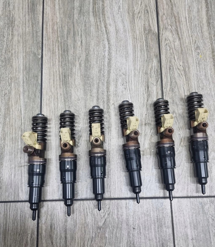 VOLVO 6 SZTUK 22374644 - Injector: picture 2 VOLVO 6 SZTUK 22374644 - Injector: picture 2