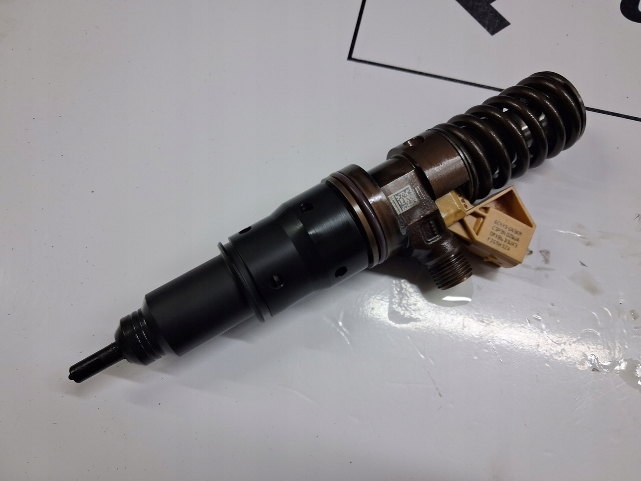 VOLVO CENA ZA KOMPLET 22758876 22758877 - Injector: picture 3 VOLVO CENA ZA KOMPLET 22758876 22758877 - Injector: picture 3