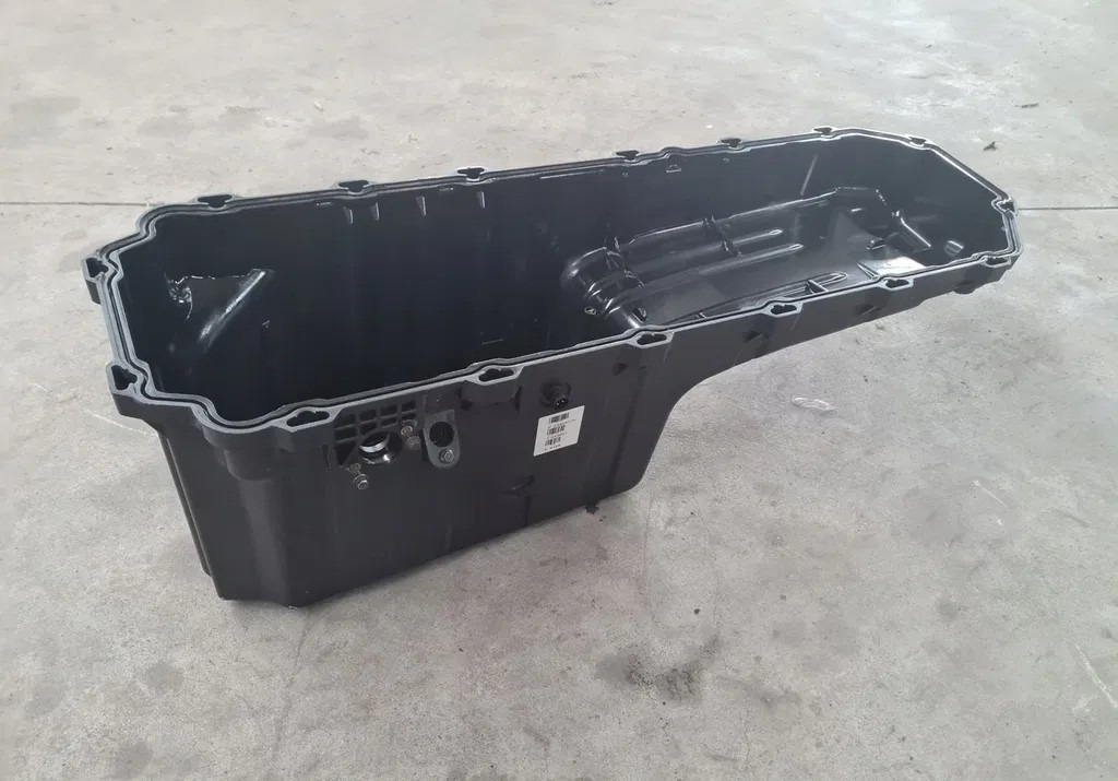 VOLVO FH 16 D16K EURO 6 23560651 - Oil pan: picture 1 VOLVO FH 16 D16K EURO 6 23560651 - Oil pan: picture 1