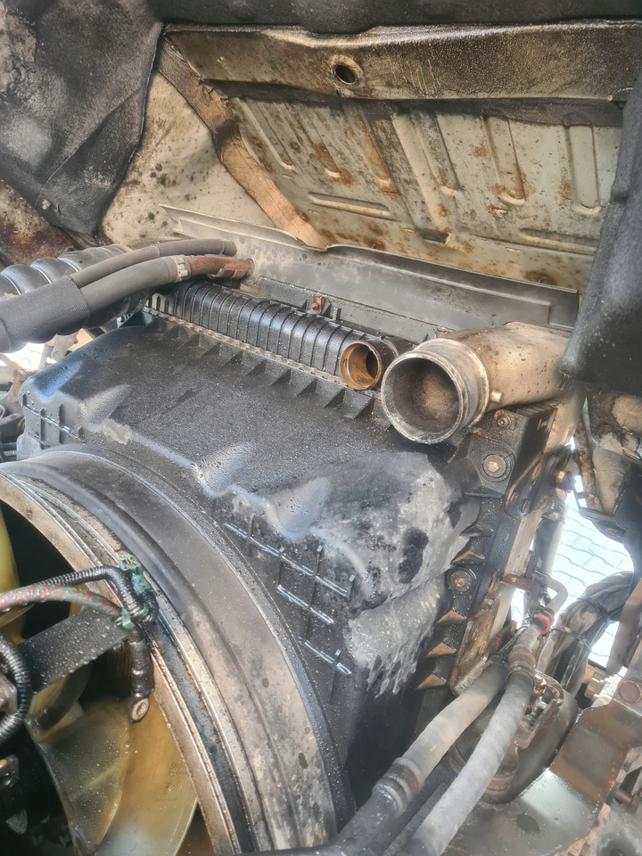 VOLVO KOMPLET CHŁODNIC CHŁODNICA INTERCOOLER RENAULT GAMA D DTI 5 VOLVO FL D5K EURO 6 - Radiator for Truck: picture 1 VOLVO KOMPLET CHŁODNIC CHŁODNICA INTERCOOLER RENAULT GAMA D DTI 5 VOLVO FL D5K EURO 6 - Radiator for Truck: picture 1