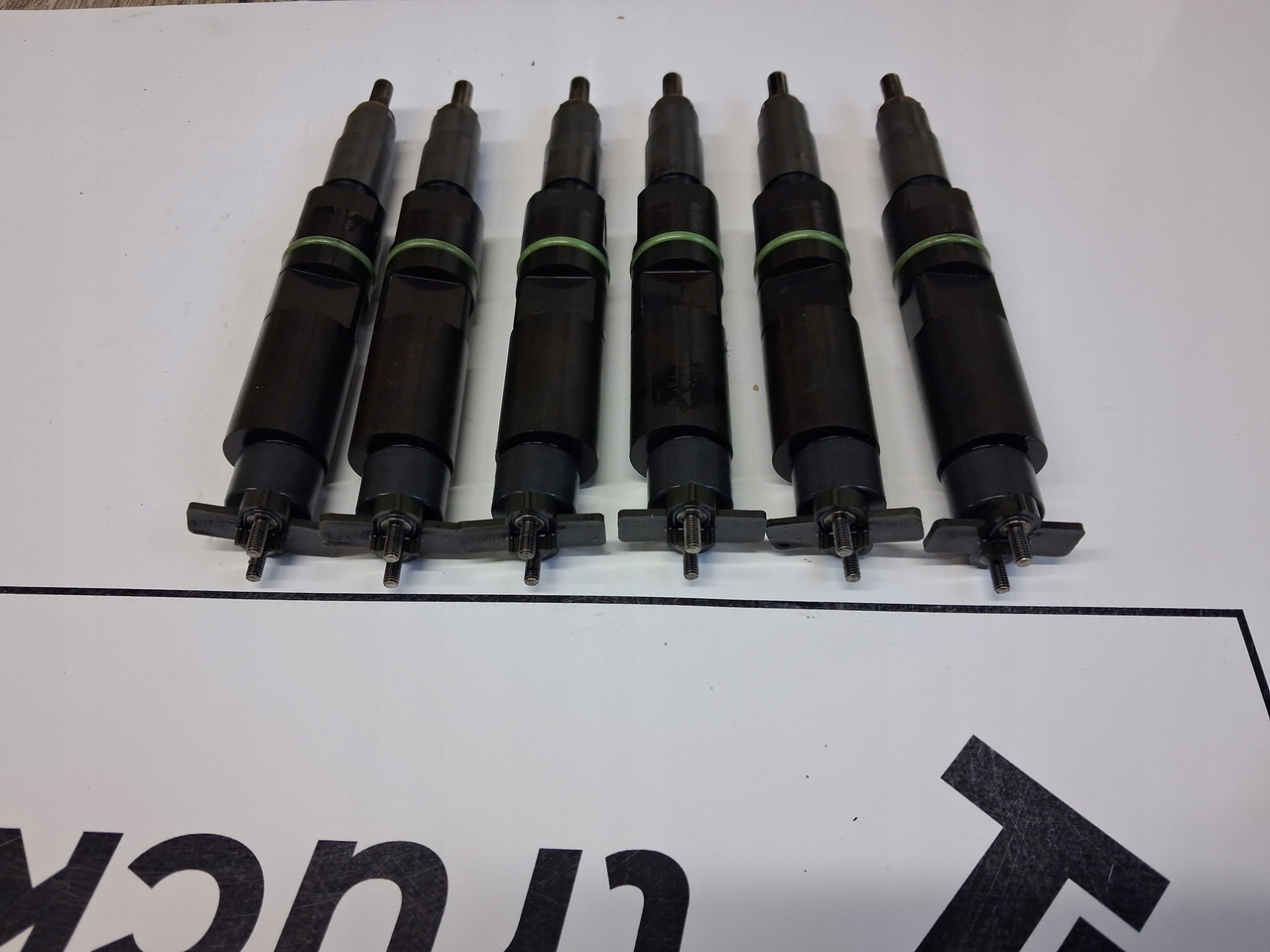 VOLVO POMPOWTRYSKIWACZE WTRYSKI VOLVO FL RENAULT GAMA D D8K - Injector for Truck: picture 3 VOLVO POMPOWTRYSKIWACZE WTRYSKI VOLVO FL RENAULT GAMA D D8K - Injector for Truck: picture 3