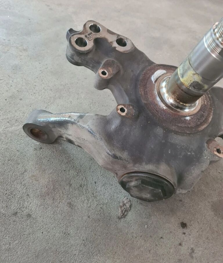 Volvo FH 4 FM 4 FH 5 FM 5 RENAULT GAMA T FI 58 22848432 22848433 Volvo VOLVO FH 4 FM 4 FH 5 FM 5 RENAULT GAMA T FI 58 22848433 - Steering knuckle for Truck: picture 4 Volvo FH 4 FM 4 FH 5 FM 5 RENAULT GAMA T FI 58 22848432 22848433 Volvo VOLVO FH 4 FM 4 FH 5 FM 5 RENAULT GAMA T FI 58 22848433 - Steering knuckle for Truck: picture 4