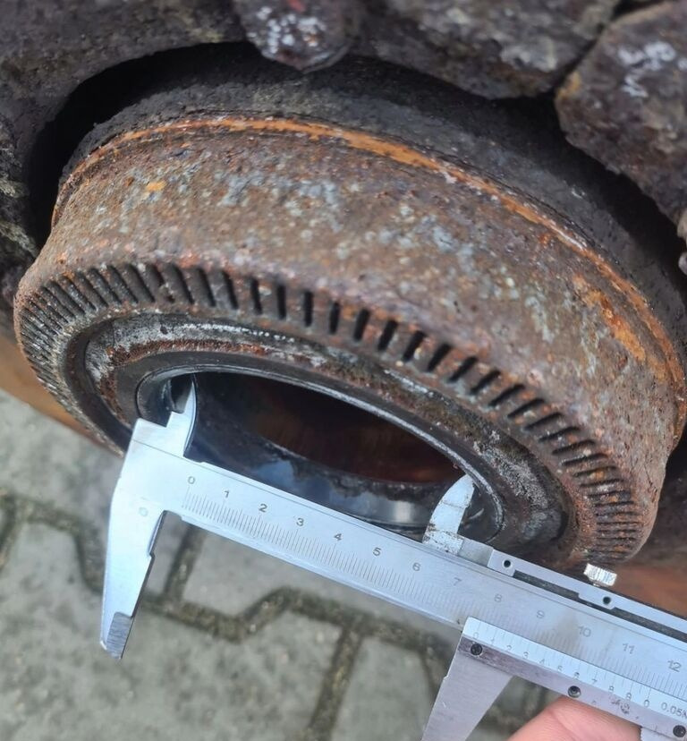 Volvo FI 78 TARCZA 410MM FH 4 FM 4 RENAULT GAMA T FI Volvo FI 78 TARCZA 410MM VOLVO FH 4 FM 4 RENAULT GAMA T - Wheel hub for Truck: picture 2 Volvo FI 78 TARCZA 410MM FH 4 FM 4 RENAULT GAMA T FI Volvo FI 78 TARCZA 410MM VOLVO FH 4 FM 4 RENAULT GAMA T - Wheel hub for Truck: picture 2