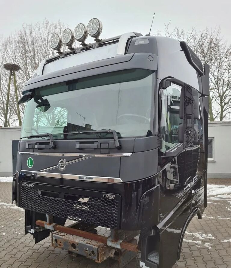 Volvo KOMPLETNA FH 16 750 EURO 6 GLOBETROTTER 2018 ROK Volvo VOLVO FH 16 750 EURO 6 GLOBETROTTER 2018 ROK - Cab for Truck: picture 5 Volvo KOMPLETNA FH 16 750 EURO 6 GLOBETROTTER 2018 ROK Volvo VOLVO FH 16 750 EURO 6 GLOBETROTTER 2018 ROK - Cab for Truck: picture 5