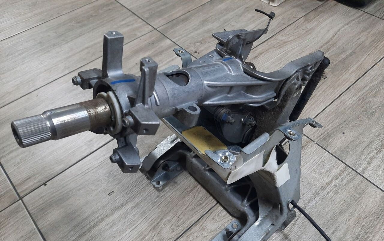 Volvo MECHANIZM REGULACJI KIEROWNICY VOLVO FH FM 20575169 - Suspension for Truck: picture 4 Volvo MECHANIZM REGULACJI KIEROWNICY VOLVO FH FM 20575169 - Suspension for Truck: picture 4