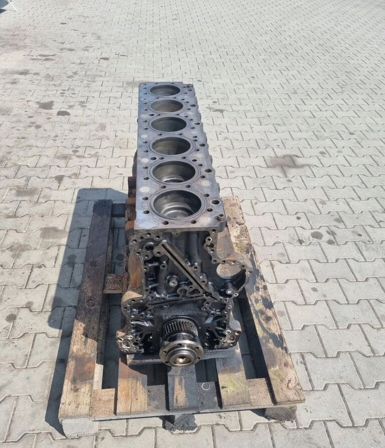 Volvo SŁUPEK TŁOKI WAŁ KORBOWY FH 12 D12 RENAULT MAGNUM DXI 12 1001968 Volvo - Cylinder block for Truck: picture 1 Volvo SŁUPEK TŁOKI WAŁ KORBOWY FH 12 D12 RENAULT MAGNUM DXI 12 1001968 Volvo - Cylinder block for Truck: picture 1