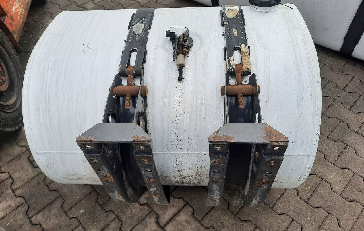 Volvo ZBIORNIK PALIWA VOLVO FH FM 4 100/70/70 20503505 - Fuel tank for Truck: picture 5 Volvo ZBIORNIK PALIWA VOLVO FH FM 4 100/70/70 20503505 - Fuel tank for Truck: picture 5