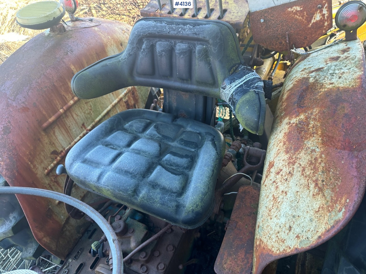 Farm tractor 1971 FORD SUPER-DEXTA w/ Hymas 21 excavator and 2 buckets.: picture 18
