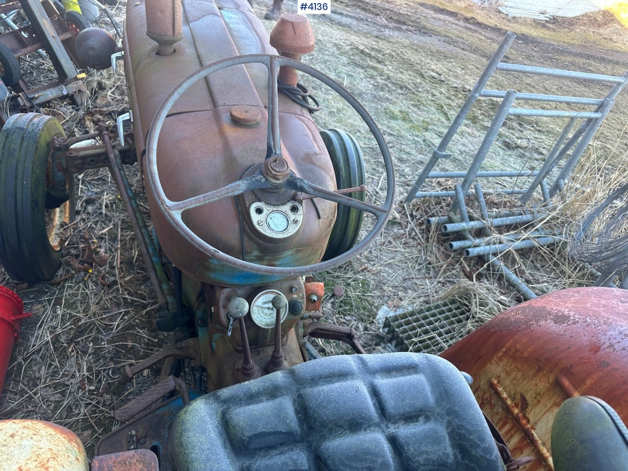 Farm tractor 1971 FORD SUPER-DEXTA w/ Hymas 21 excavator and 2 buckets.: picture 15