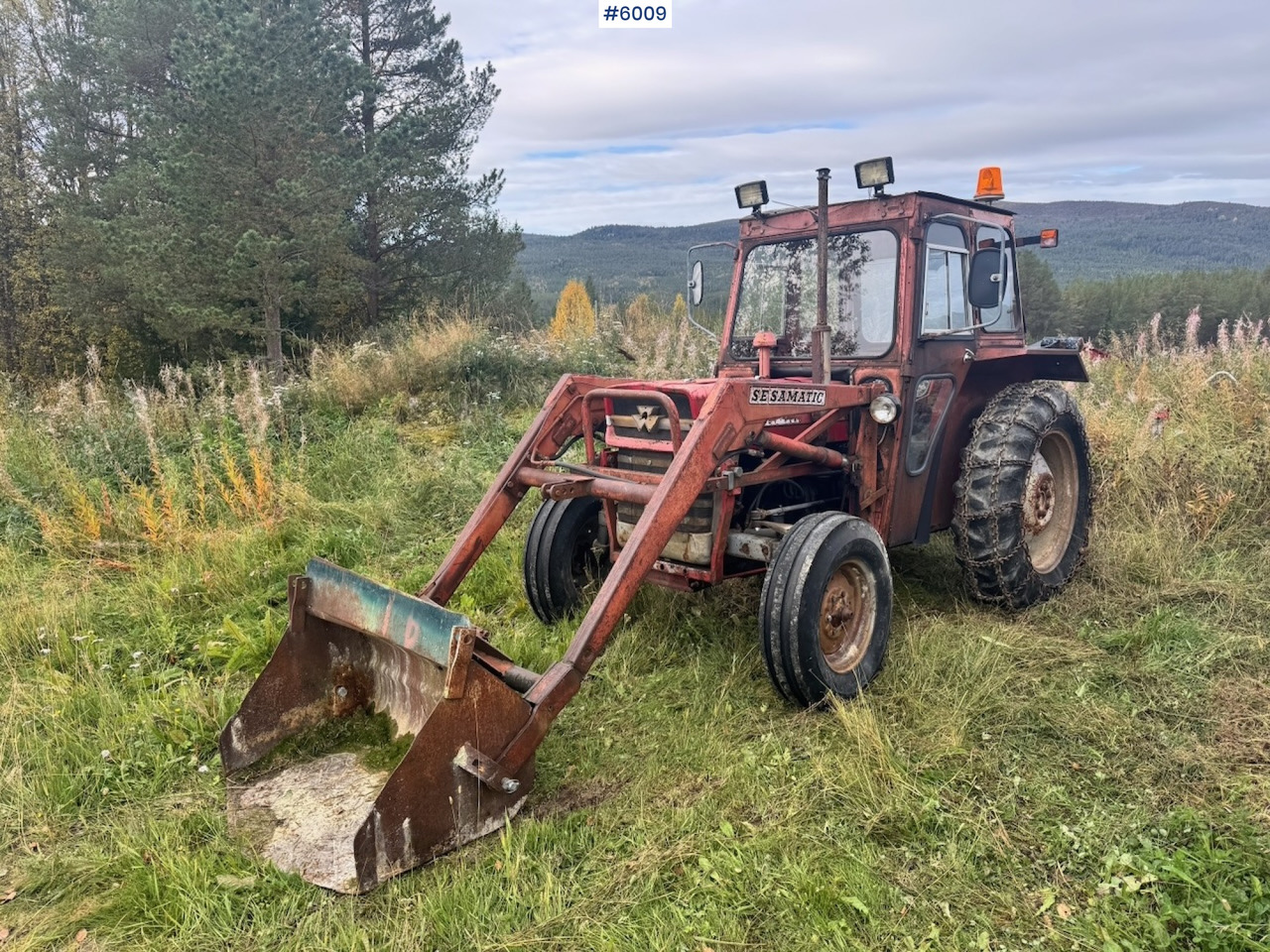1971 Massey-Ferguson 135 incl. front loader, bucket, rear scraper, and log splitter/firewood machine - Farm tractor: picture 5 1971 Massey-Ferguson 135 incl. front loader, bucket, rear scraper, and log splitter/firewood machine - Farm tractor: picture 5