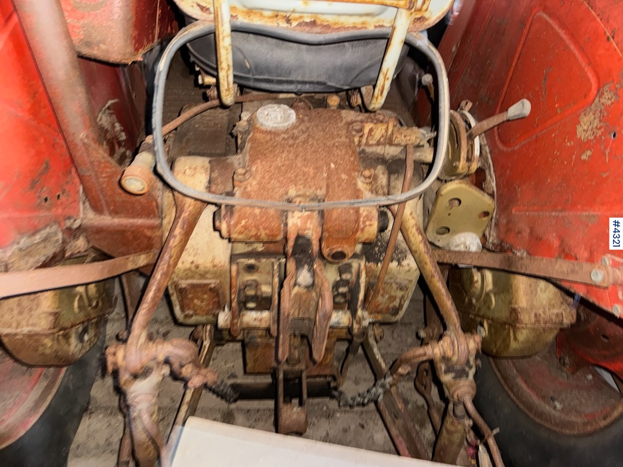 Farm tractor 1971 Zetor 4511: picture 19
