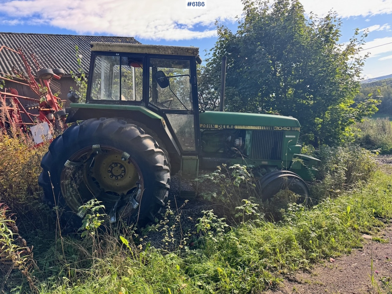 1981 John Deere 3040 w/Twin wheels. - Farm tractor: picture 3 1981 John Deere 3040 w/Twin wheels. - Farm tractor: picture 3