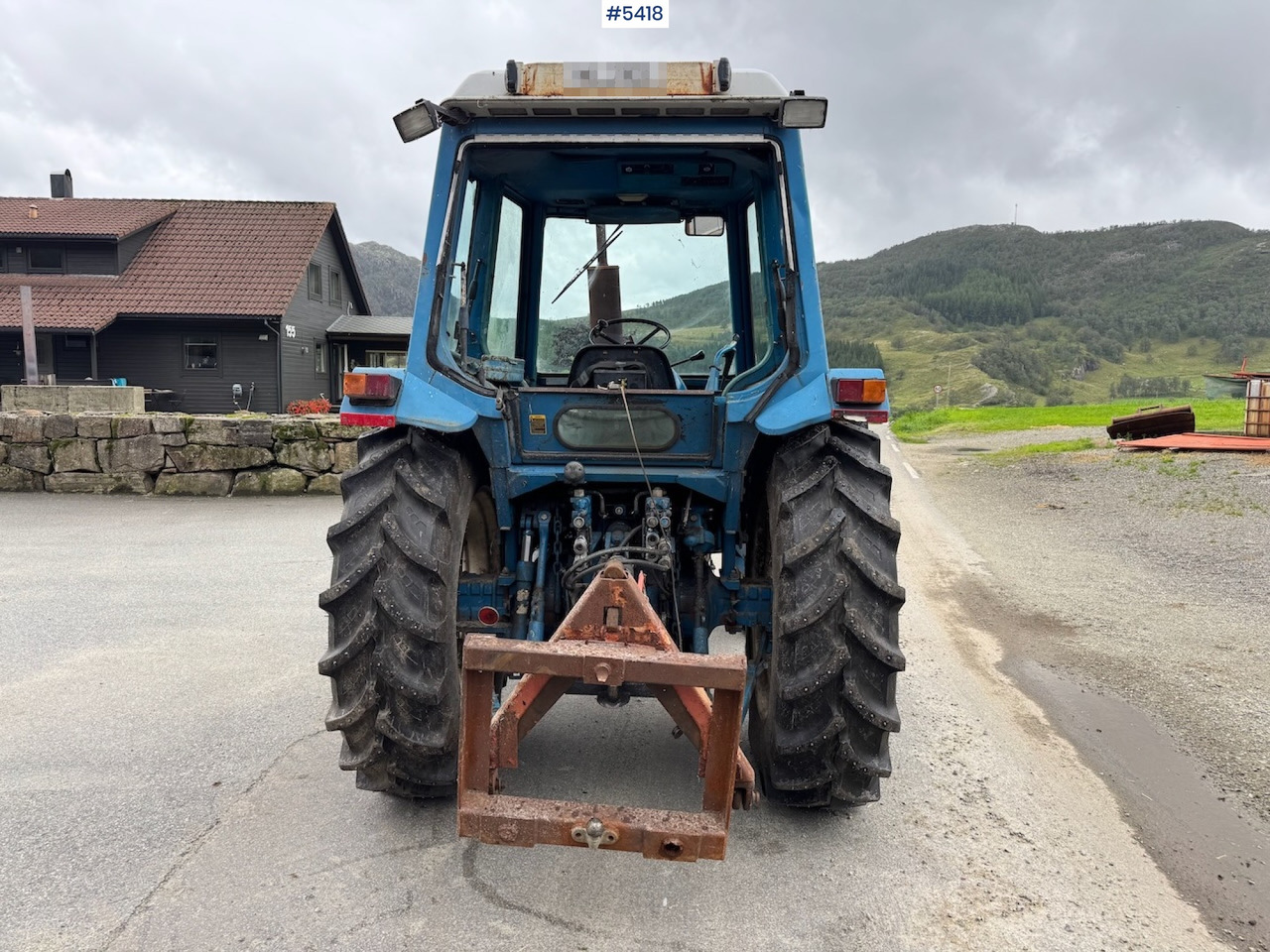 Farm tractor 1982 Ford 7610 w/ front loader.: picture 5