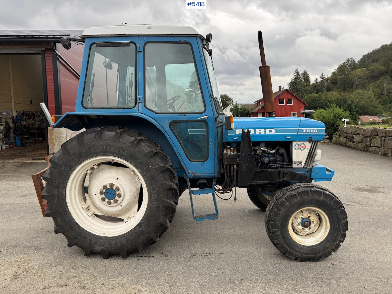 Farm tractor 1982 Ford 7610 w/ front loader.: picture 7