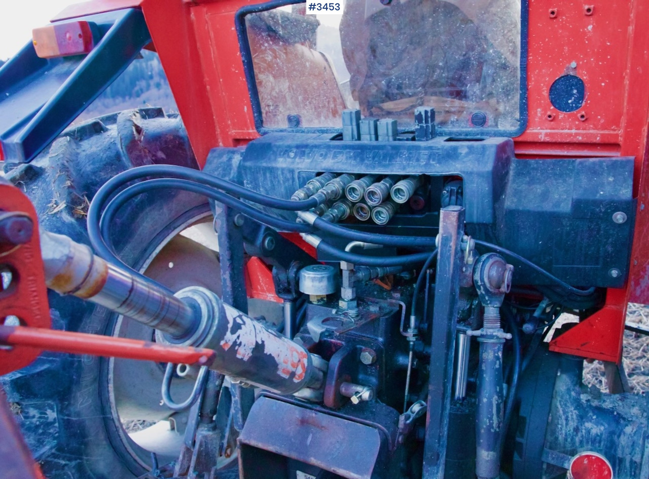 Farm tractor 1984 Valmet 505 turbo w/ Front loader: picture 6