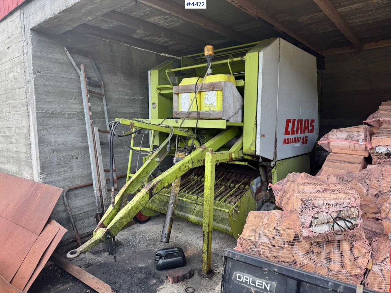 1990 Claas Rollant 46 Round Baler - Hay and forage equipment: picture 1 1990 Claas Rollant 46 Round Baler - Hay and forage equipment: picture 1