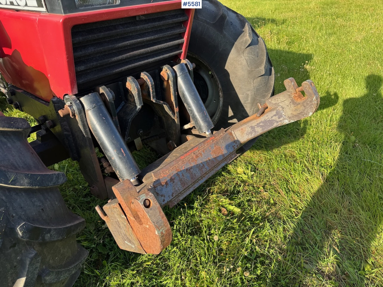 Farm tractor 1992 Case IH 845 XL w/ front hydraulics: picture 13 Farm tractor 1992 Case IH 845 XL w/ front hydraulics: picture 13