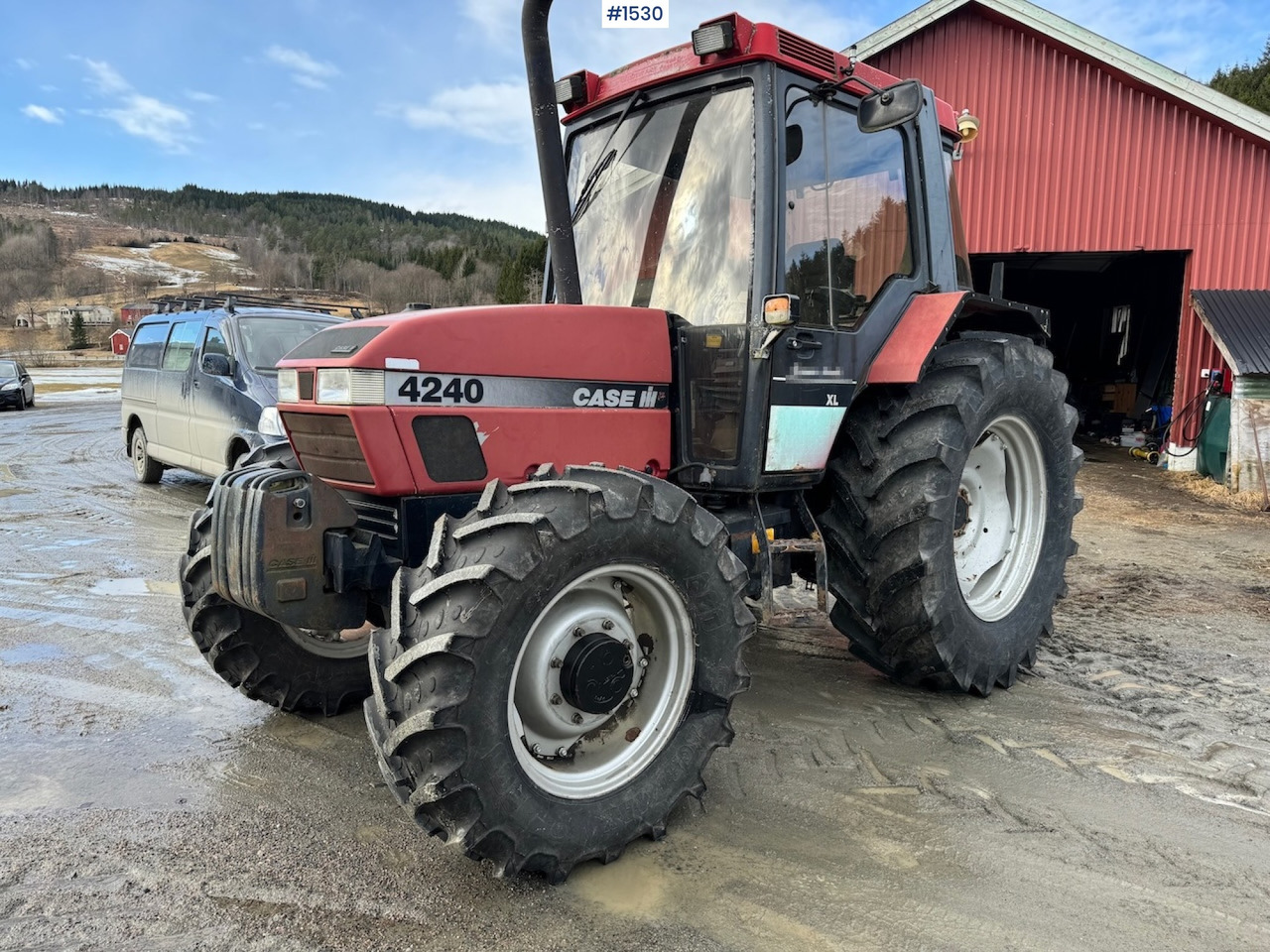 1996 Case IH 4240 XL - Farm tractor: picture 3 1996 Case IH 4240 XL - Farm tractor: picture 3