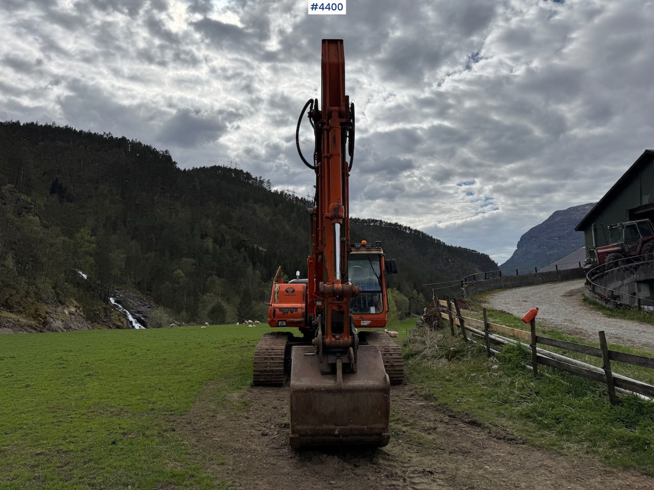 1999 Daewoo SL 220 LC-V with low hours. WATCH THE VIDEO! - Excavator: picture 3 1999 Daewoo SL 220 LC-V with low hours. WATCH THE VIDEO! - Excavator: picture 3