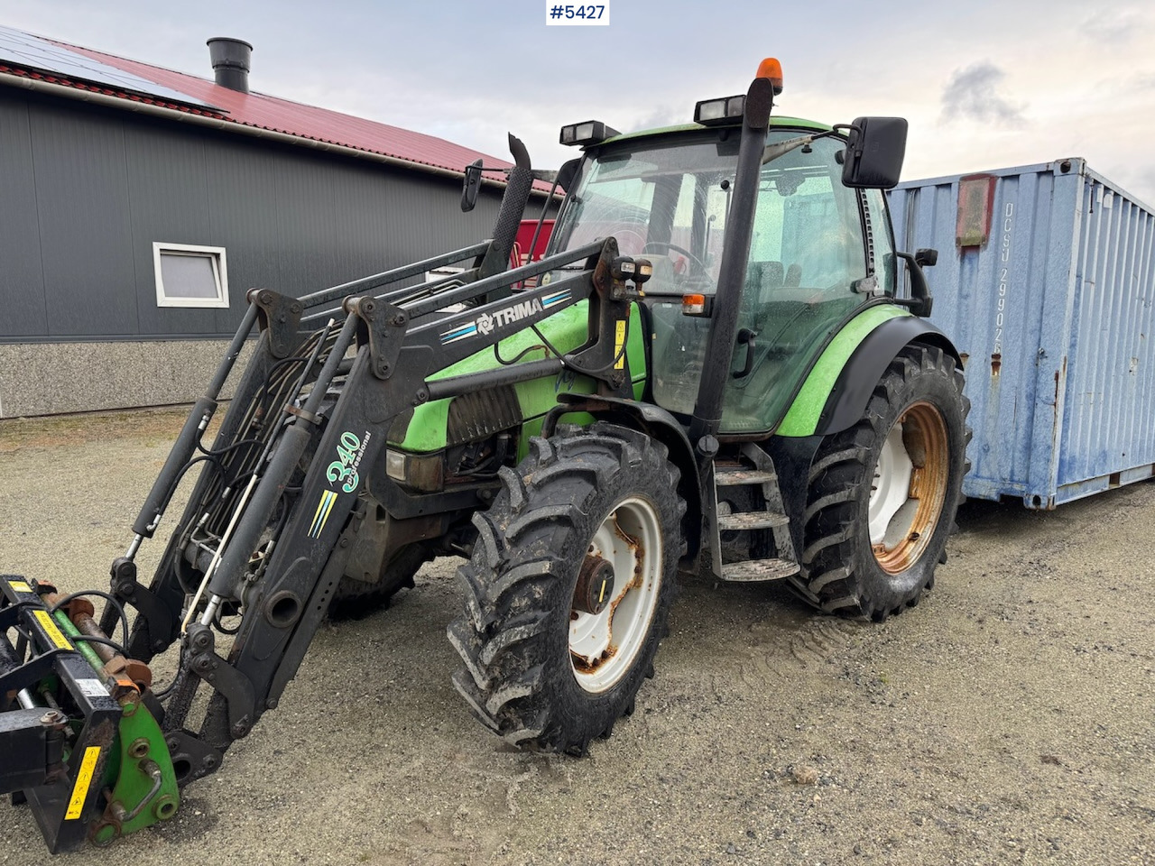 2001 Deutz Fahr Agrotron 90 w/front loader. - Farm tractor: picture 2 2001 Deutz Fahr Agrotron 90 w/front loader. - Farm tractor: picture 2
