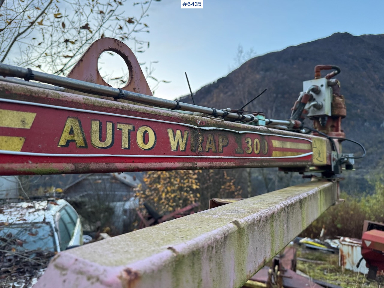 2001 Tellefsdal Auto Wrap 1300 Round bale wrapper. - Hay and forage equipment: picture 3 2001 Tellefsdal Auto Wrap 1300 Round bale wrapper. - Hay and forage equipment: picture 3