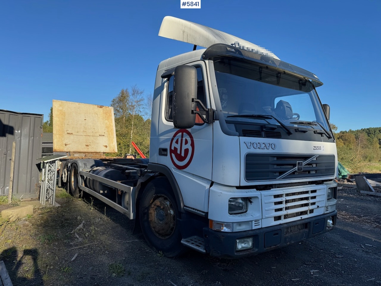 2002 Volvo FM 6x2. - Container transporter/ Swap body truck: picture 4 2002 Volvo FM 6x2. - Container transporter/ Swap body truck: picture 4