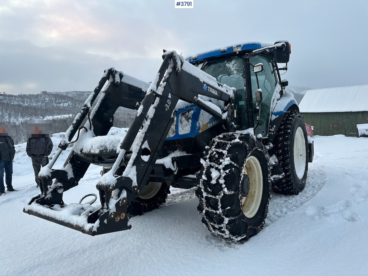Farm tractor 2010 New Holland T6040 4x4 plow rigged tractor w/ Trima +3.0p front loader, brand new chains, snow bucket and Westbjørn snow blower. WATCH VIDEO.: picture 7