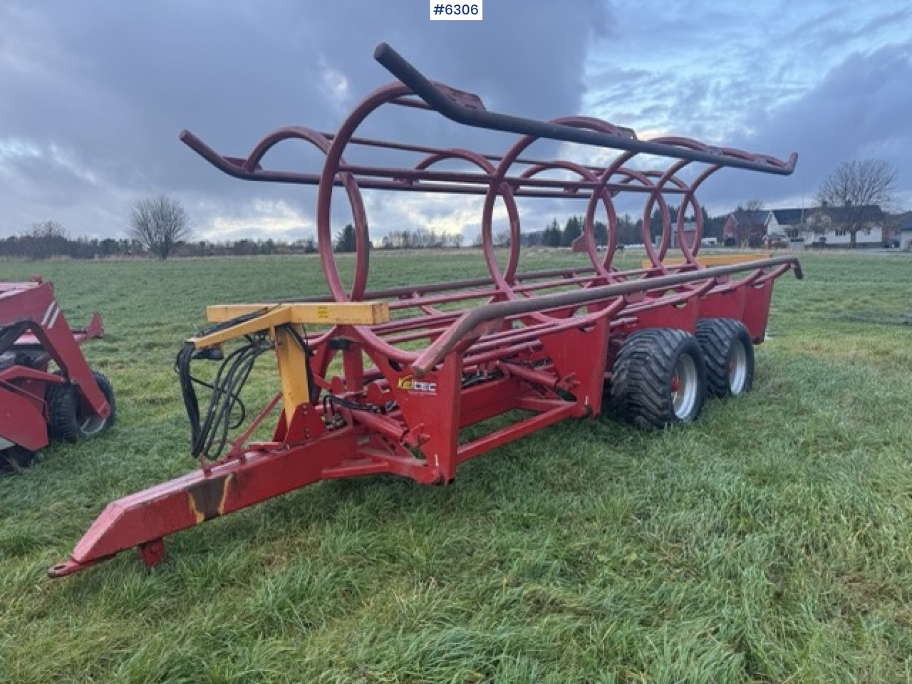 2011 Keltec round bale trailer - Hay and forage equipment: picture 2 2011 Keltec round bale trailer - Hay and forage equipment: picture 2