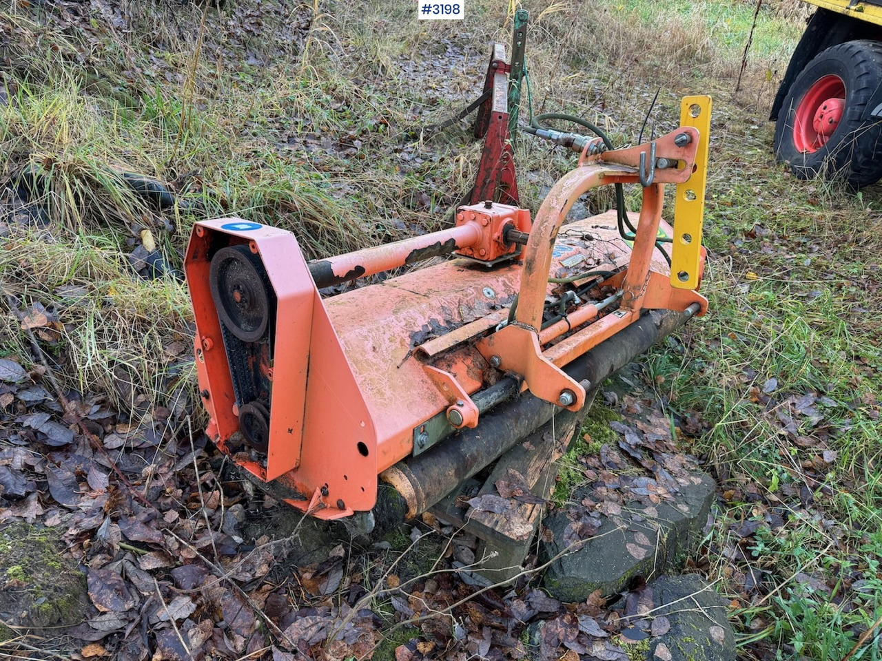2013 Agrimaster XB 180 front mounted pasture cleaner - Hay and forage equipment: picture 5 2013 Agrimaster XB 180 front mounted pasture cleaner - Hay and forage equipment: picture 5
