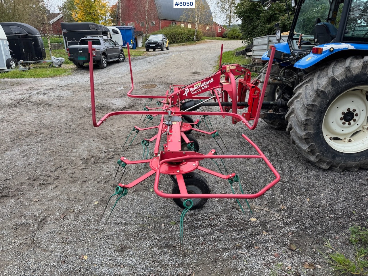 2014 Kverneland Taarup 8452 Spreader harrow. - Hay and forage equipment: picture 5 2014 Kverneland Taarup 8452 Spreader harrow. - Hay and forage equipment: picture 5