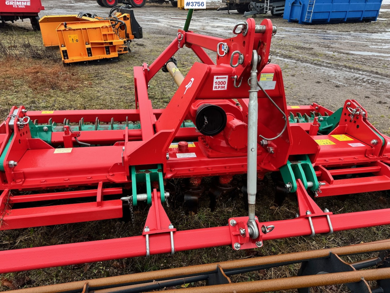 2016 Kverneland NG-S 101 rotary harrow w/ frontkit. - Soil tillage equipment: picture 5 2016 Kverneland NG-S 101 rotary harrow w/ frontkit. - Soil tillage equipment: picture 5