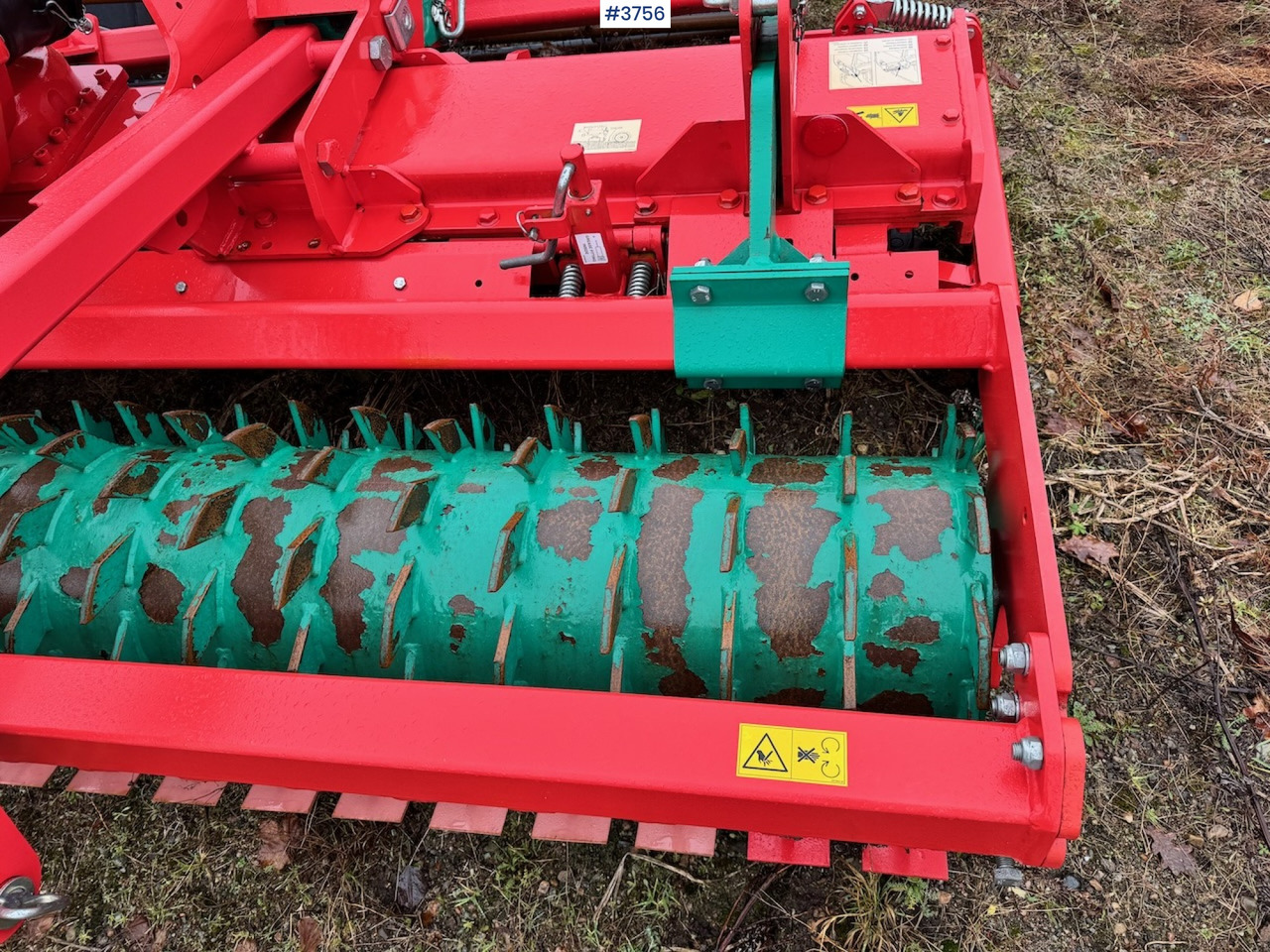 2016 Kverneland NG-S 101 rotary harrow w/ frontkit. - Soil tillage equipment: picture 4 2016 Kverneland NG-S 101 rotary harrow w/ frontkit. - Soil tillage equipment: picture 4