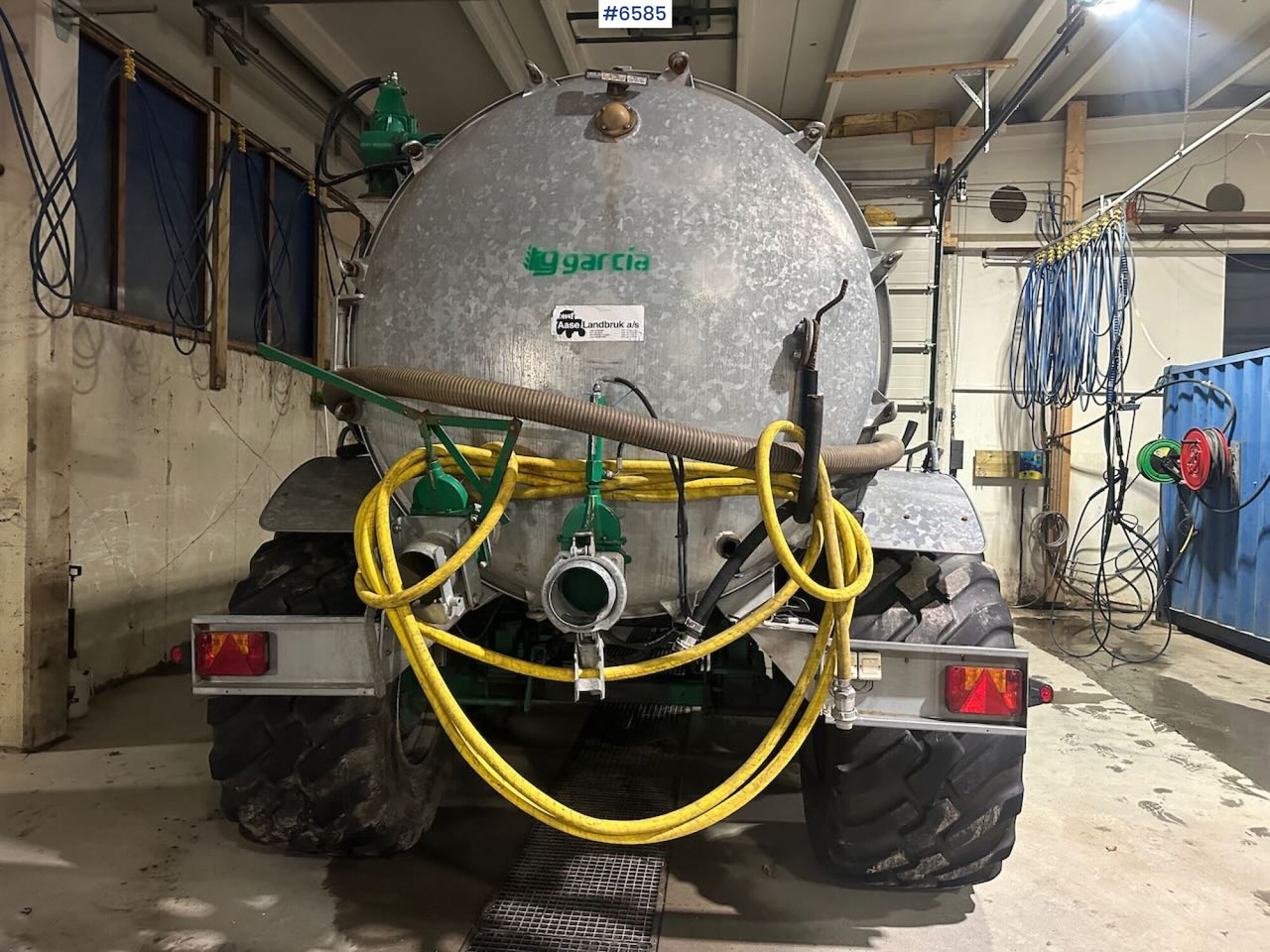 2019 Garcia vacuum truck 11.2 m³ w/ cannon. Never been dirty in. - Soil tillage equipment: picture 5 2019 Garcia vacuum truck 11.2 m³ w/ cannon. Never been dirty in. - Soil tillage equipment: picture 5