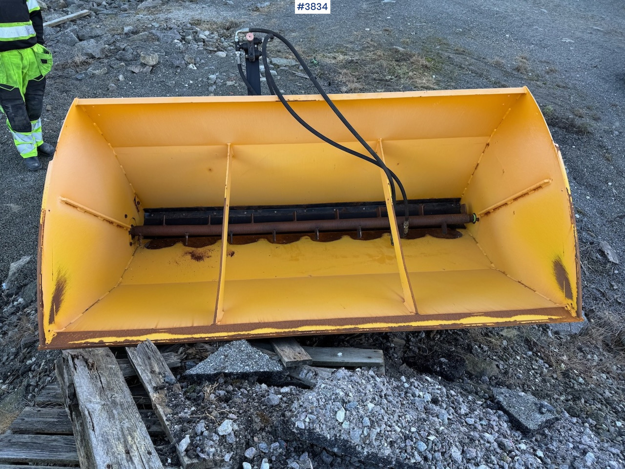 2021 Dalen 2034-U Sand spreader. - Sand/ Salt spreader: picture 2 2021 Dalen 2034-U Sand spreader. - Sand/ Salt spreader: picture 2